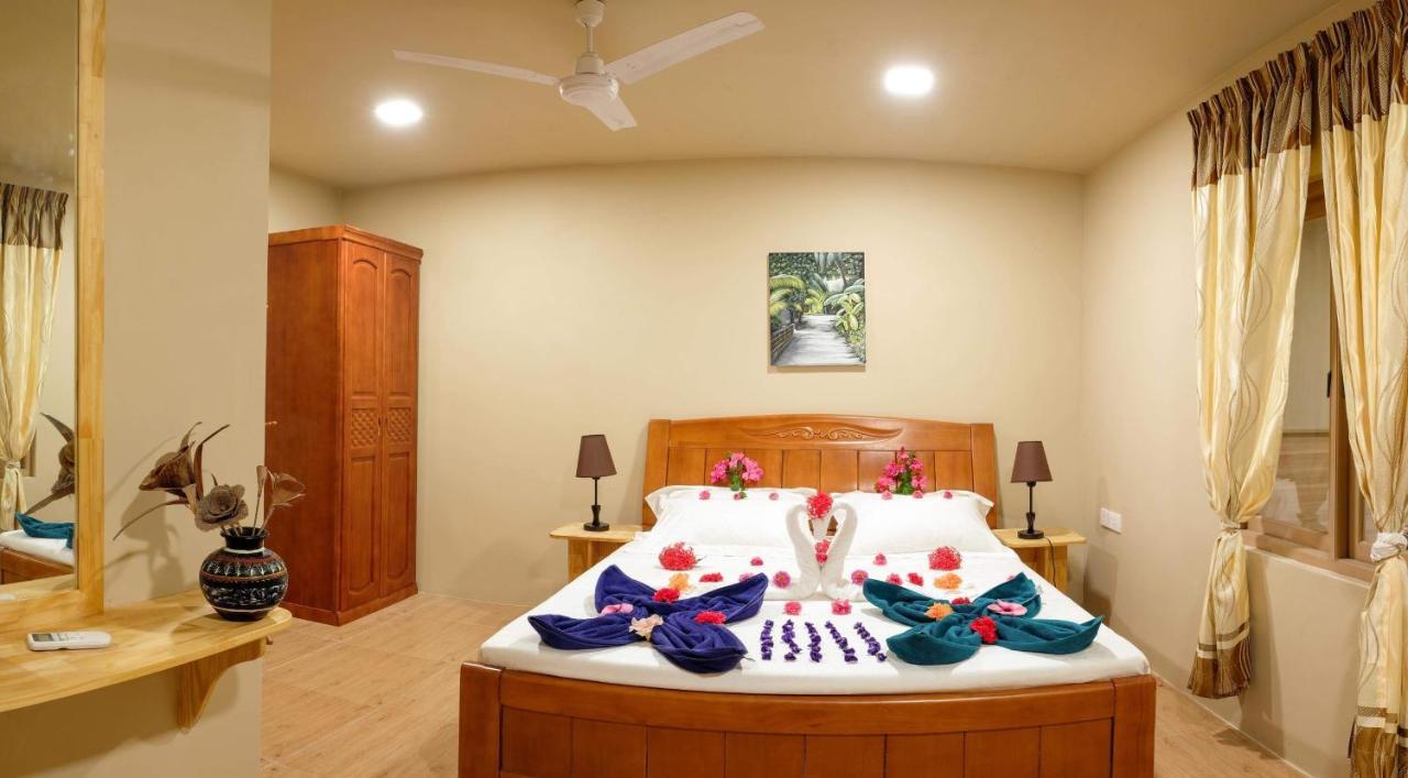 Muraka Inn Thoddoo Exterior foto